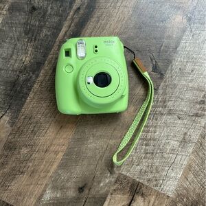 Instax 9 Camera